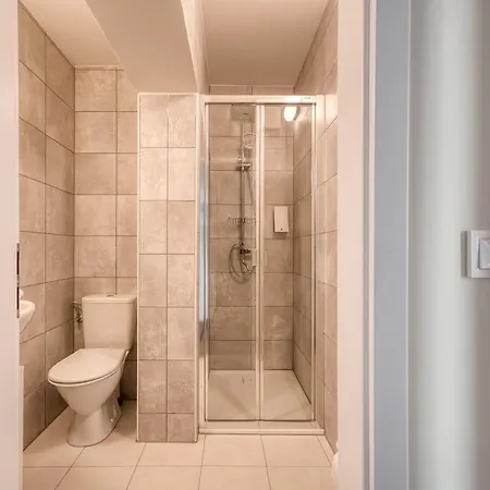 Anmut By Revelton Aparthotel